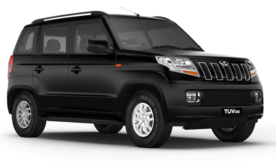 Mahindra TUV300 T4 thumbnail 2