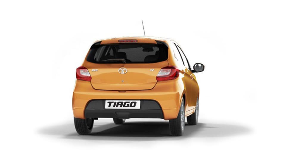 Tata Tiago XE thumbnail 3