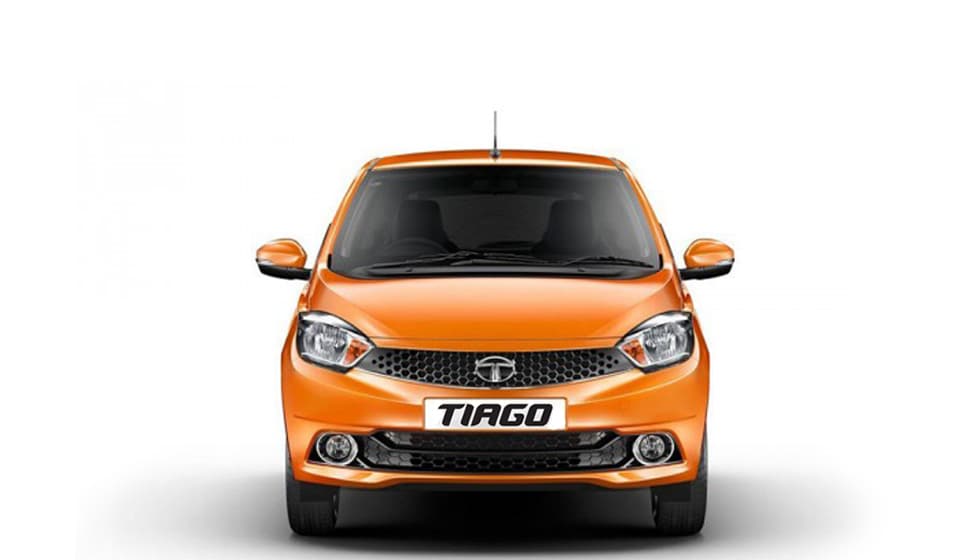 Tata Tiago XE thumbnail 4
