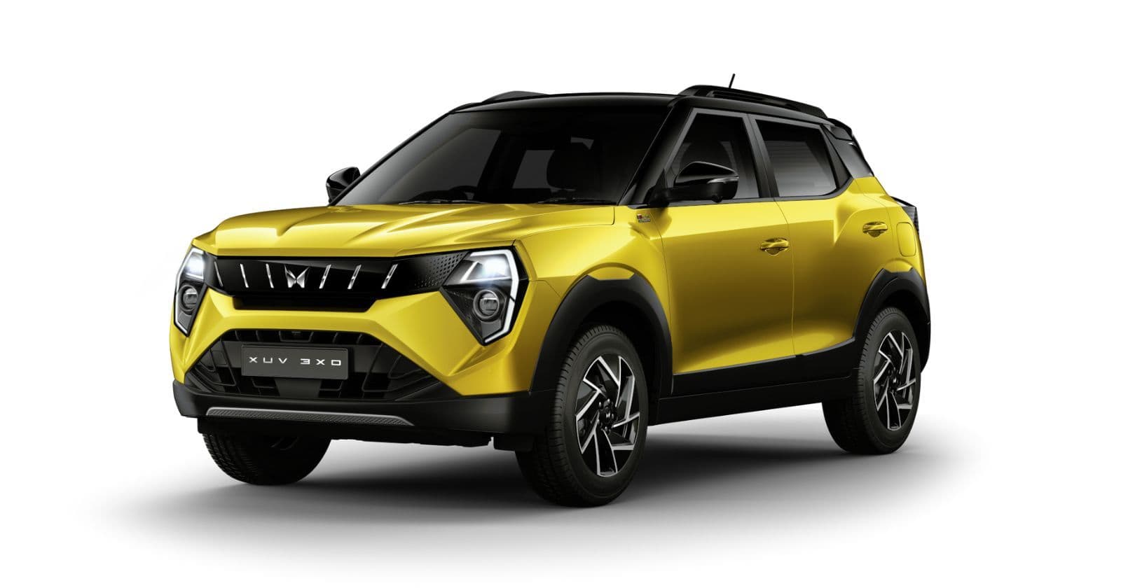 Mahindra XUV 3XO MX1 thumbnail 2