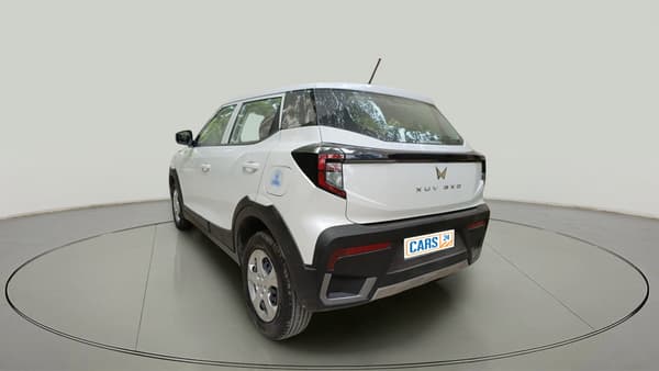 Mahindra XUV 3XO thumbnail 3