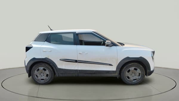 Mahindra XUV 3XO thumbnail 10