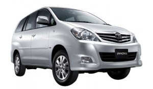 Toyota Innova 2012 2.5 VX 8 STR BS-IV