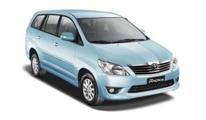 Toyota Innova 2012 2.5 VX 8 STR BS-III