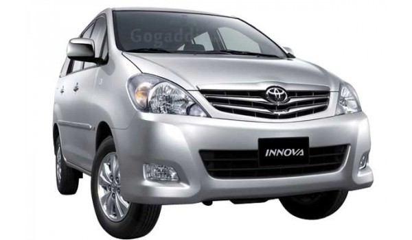 Toyota Innova 2012 2.5 GX 7 STR BS-III