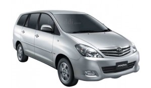 Toyota Innova 2012 2.0 GX 8 STR BS-IV