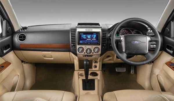 Ford Endeavour 3.0L 4x4 AT Ford Endeavour 3.0L 4x4 AT
