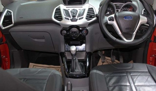 Ford EcoSport Titanium 1.5L TDCi Ford EcoSport Titanium 1.5L TDCi